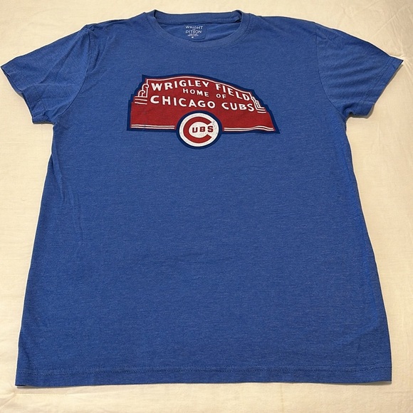 NWOT Chicago Cubs Heather Royal Wrigley Field Marquee Distressed Tee Size S - Picture 3 of 9